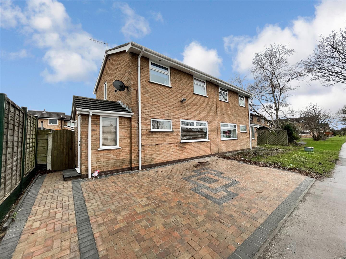 Deanpoint, Westgate, Morecambe R&B Estate Agents